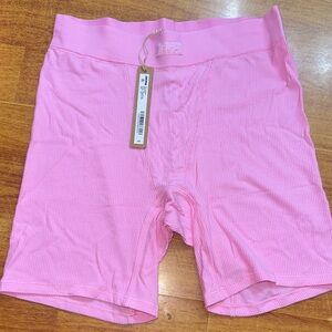 SKIMS Soft Lounge Rib Boxer (Bubblegum) NEW